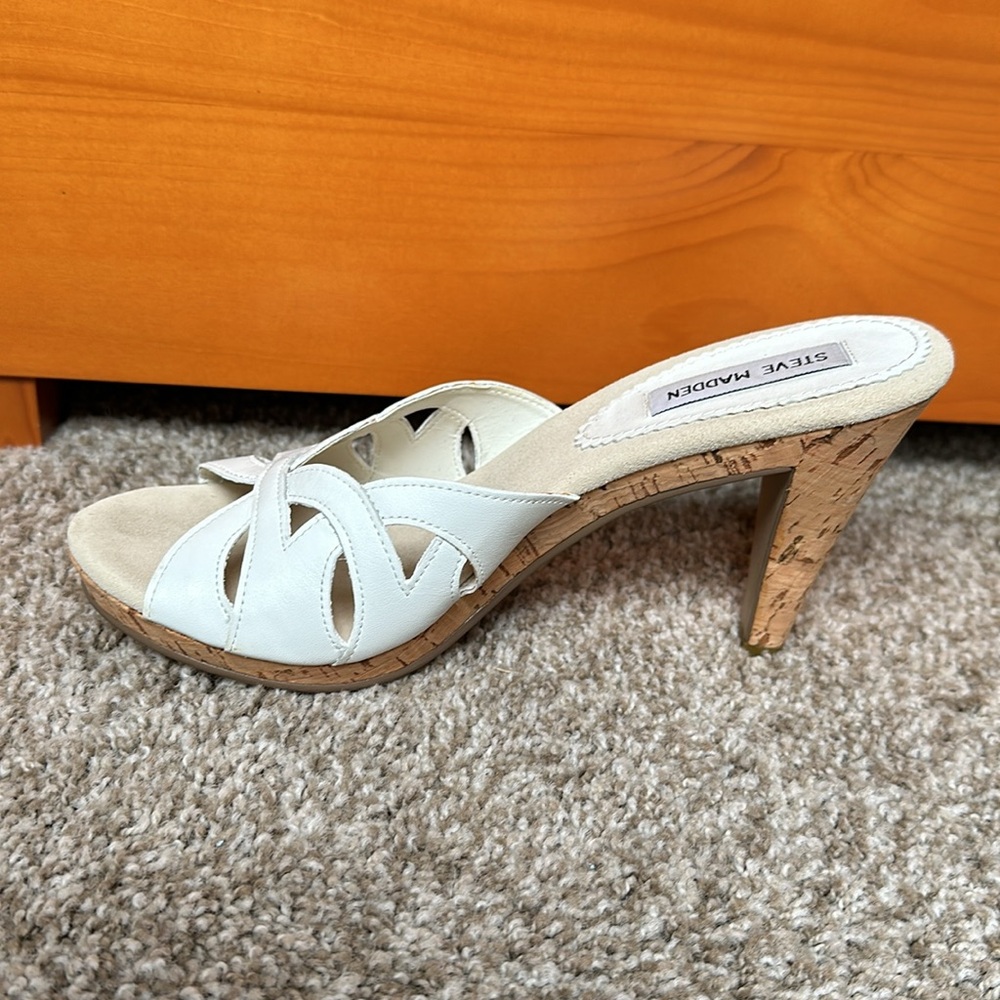 NWB Steve Madden Y2K vintage white leather slip on heels - Picture 4 of 11